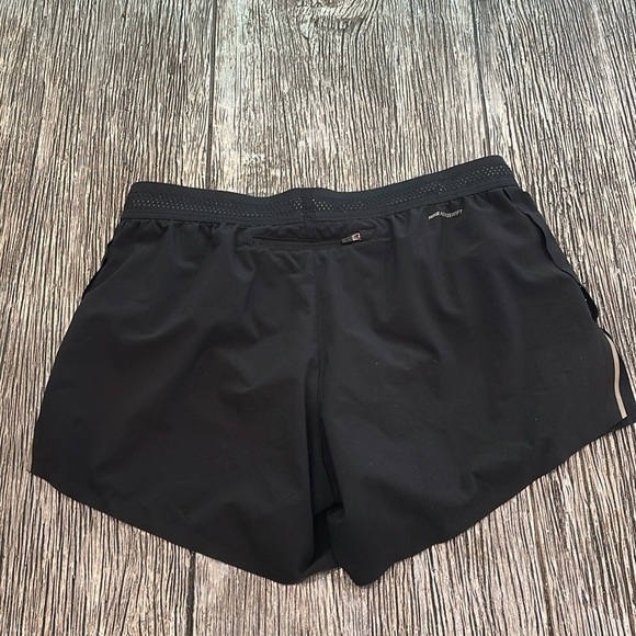Nike Black Aeroswift Shorts Size Small - Picture 10 of 10